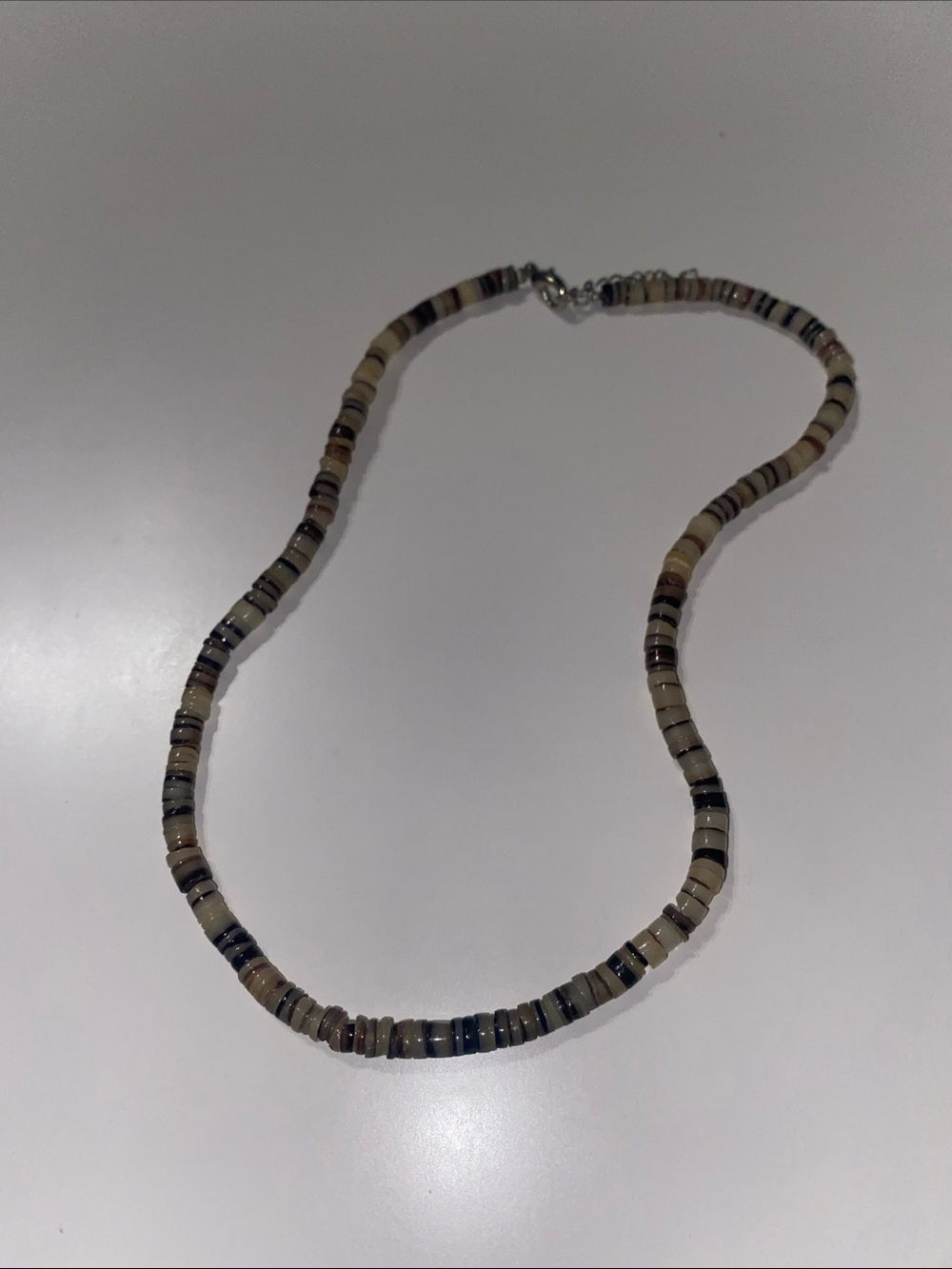 Y2K Shell Necklace - Picture 1 of 3
